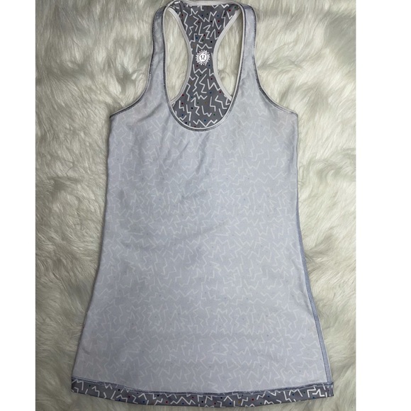 Lululemon (RARE) seawheeze tank - Picture 4 of 7